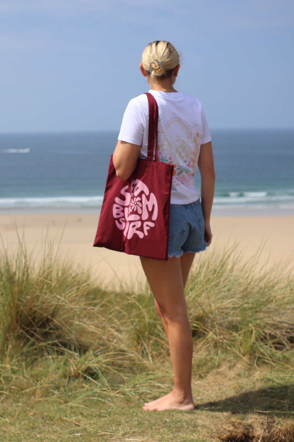 Sea Bloom Tote - Wild Berry